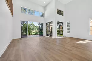9314 Fairway Lakes Ct, Tampa, FL 33647 - Photo 15
