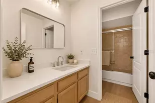 9314 Fairway Lakes Ct, Tampa, FL 33647 - Photo 11