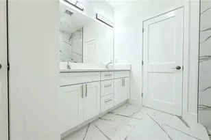 9302 N 18th St, Tampa, FL 33604 - Photo 23