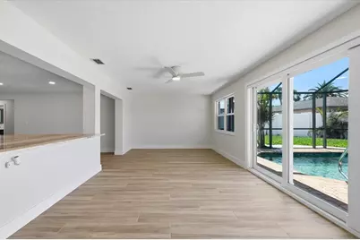 8008 13th Avenue S, Saint Petersburg, FL 33707 - Photo 33