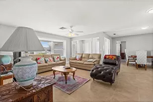 710 116th Ave, Treasure Island, FL 33706 - Photo 15