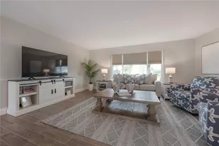 6322 Cottonwood Ln, Apollo Beach, FL 33572 - Photo 5