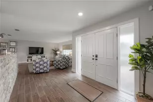 6322 Cottonwood Ln, Apollo Beach, FL 33572 - Photo 3