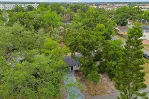 803 S Castle Ct, Tampa, FL 33612 - Photo 31
