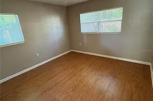 2016 E Crenshaw St, Tampa, FL 33610 - Photo 17