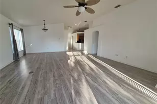 6833 Runner Oak Dr, Zephyrhills, FL 33545 - Photo 21