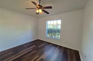 6833 Runner Oak Dr, Zephyrhills, FL 33545 - Photo 5