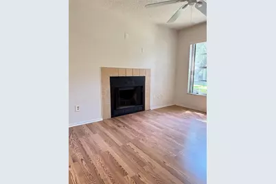 4033 Dream Oak Place #101, Tampa, FL 33613 - Photo 9