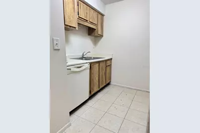 4033 Dream Oak Place #101, Tampa, FL 33613 - Photo 17