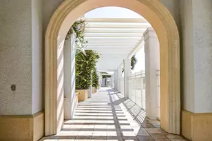 400 Beach Dr NE, Saint Petersburg, FL 33701 - Photo 9