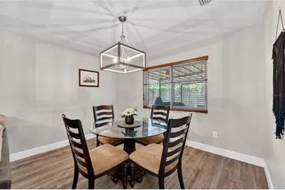 2711 Bellwood Drive, Brandon, FL 33511 - Photo 9