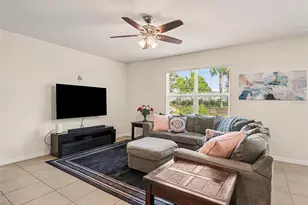 5655 Woodland Sage Dr, Sarasota, FL 34238 - Photo 5