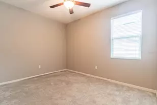 10514 Medford Lake Dr, Riverview, FL 33578 - Photo 13