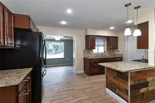 831 Lakeside Dr, Largo, FL 33778 - Photo 15