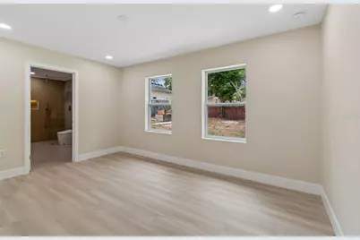11006 N 61st Street, Tampa, FL 33617 - Photo 33
