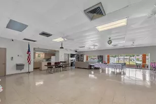 6915 Versailles N, Pinellas Park, FL 33781 - Photo 35