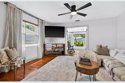 539 36th Avenue N, Saint Petersburg, FL 33704 - Photo 5