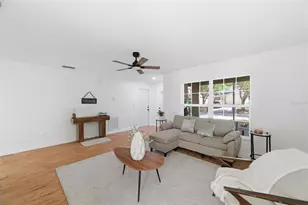 628 Cape Cod Cir, Valrico, FL 33594 - Photo 5