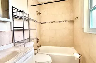 2131 W Bay Dr, Largo, FL 33770 - Photo 11