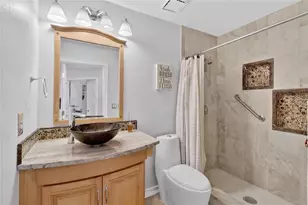 2370 Bentley Dr, Palm Harbor, FL 34684 - Photo 19