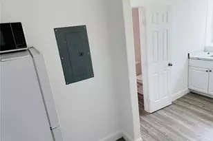 2610 N 59th St, Tampa, FL 33619 - Photo 5