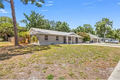 6802 Cresthill Court, Tampa, FL 33615 - Photo 5