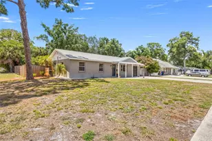 6802 Cresthill Ct, Tampa, FL 33615 - Photo 5