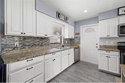 6802 Cresthill Court, Tampa, FL 33615 - Photo 11