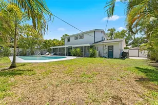 2701 67th Wy N, Saint Petersburg, FL 33710 - Photo 23