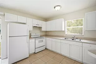 3716 N 31st St, Tampa, FL 33610 - Photo 7