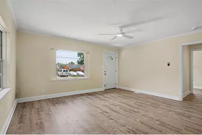 2425 19th Street S, Saint Petersburg, FL 33712 - Photo 37