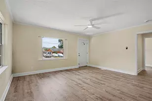 2425 19th St S, Saint Petersburg, FL 33712 - Photo 37