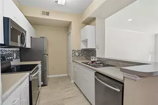 17101 Carrington Park Dr, Tampa, FL 33647 - Photo 11