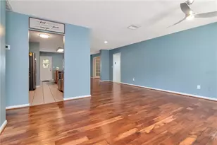 7303 Woodkirk Ct, Tampa, FL 33634 - Photo 7