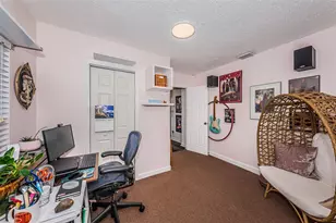547 15th St N, Saint Petersburg, FL 33705 - Photo 27