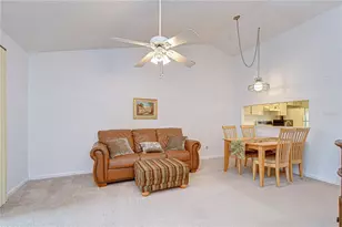 38334 Cottonwood Pl, Zephyrhills, FL 33542 - Photo 13