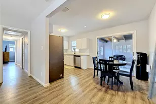 3260 56th St N, Saint Petersburg, FL 33710 - Photo 9