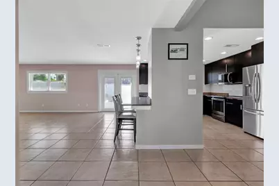 105 Foxwood Drive, Brandon, FL 33510 - Photo 7