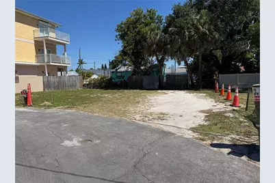 138 91st Avenue, Treasure Island, FL 33706 - Photo 7