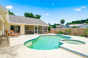 1856 Wood Thrush Way, Palm Harbor, FL 34683 - Photo 41