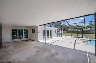 712 Camellia Ct, Seffner, FL 33584 - Photo 29