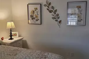 511 Plaza Seville Ct, Treasure Island, FL 33706 - Photo 29