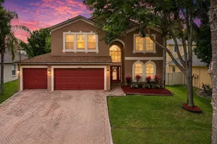 6932 Gray Catbird Loop, Wesley Chapel, FL 33545 - Photo 1