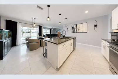 13912 Smiling Daisy Place, Riverview, FL 33579 - Photo 9