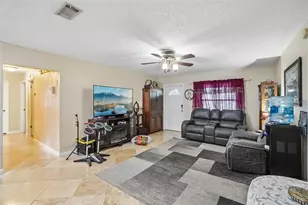 2220 Whitney Pl, Valrico, FL 33594 - Photo 7