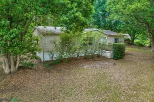 3804 Pinto Ln, Zephyrhills, FL 33541 - Photo 21