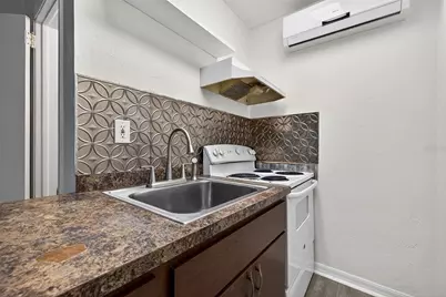 500 35th Avenue N, Saint Petersburg, FL 33704 - Photo 21