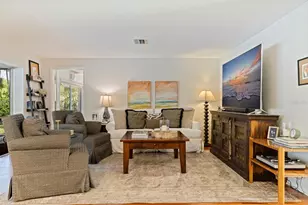 747 Sabal Ct S, Saint Petersburg, FL 33705 - Photo 15