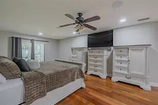 125 Barrington Dr, Brandon, FL 33511 - Photo 15
