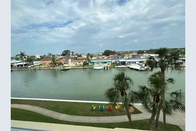 4725 Cove Circle #405, Saint Petersburg, FL 33708 - Photo 23